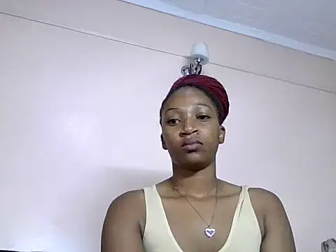 Snapshot of Makiwa20 chatting on 07-15-26, 02:22 Makiwa20 online show from 07-15-26, 02:22