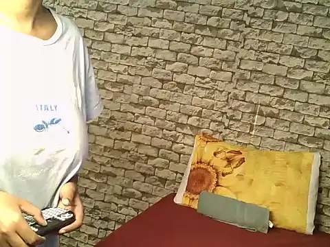 Creamcookie online show from 07-14-26, 05:34