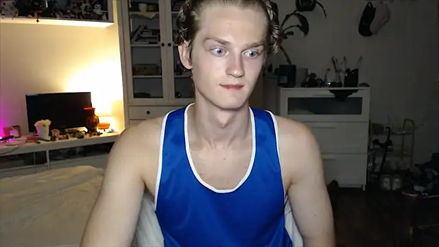 Snapshot of Daniel_yamm chatting on 07-24-26, 10:52 Daniel yamm online show from 07-24-26, 10:52