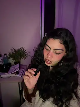 Snapshot of Amaya-love chatting on 07-14-26, 04:39 Amaya-love online show from 07-14-26, 04:39