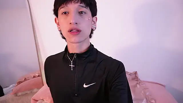 suki dolll online show from 07-15-26, 03:39