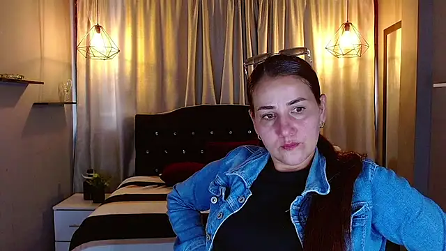 Snapshot of kathekitten chatting on 07-15-26, 08:14 kathekitten online show from 07-15-26, 08:14