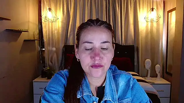Snapshot of kathekitten chatting on 07-27-26, 07:32 kathekitten online show from 07-27-26, 07:32