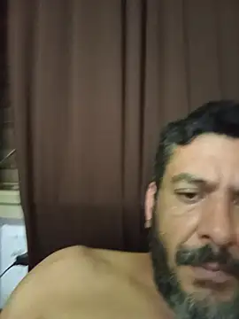 Snapshot of Mmiiiiii chatting on 07-31-26, 02:11 Mmiiiiii online show from 07-31-26, 02:11