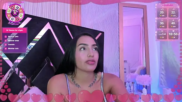 Snapshot of samanthta chatting on 07-15-26, 10:15 samanthta online show from 07-15-26, 10:15