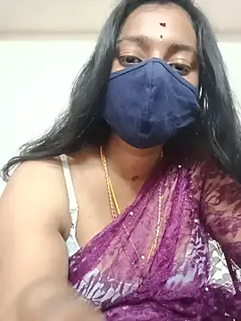 Snapshot of laxi_tamilponnu chatting on 07-25-26, 12:14 laxi tamilponnu online show from 07-25-26, 12:14