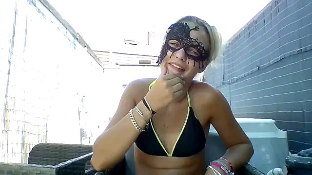 JeuneCharme1 online show from 07-16-26, 01:17