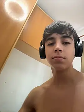 Snapshot of Andrexxxitoo chatting on 07-24-26, 12:03 Andrexxxitoo online show from 07-24-26, 12:03
