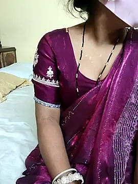 Snapshot of Indiansexycouple1 chatting on 07-25-26, 04:15 Indiansexycouple1 online show from 07-25-26, 04:15