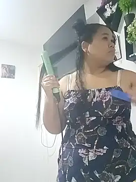 lobita23  online show from 07-25-26, 04:59