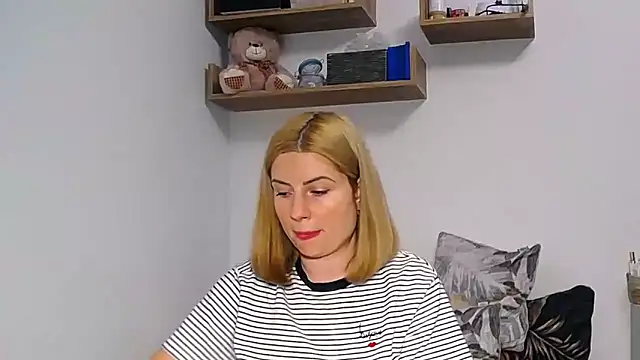 alisenties online show from 12-01-25, 03:28