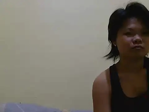 Twowethottie online show from 07-18-26, 08:23