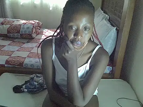 Snapshot of sweet_carmella chatting on 07-29-26, 12:25 sweet carmella online show from 07-29-26, 12:25