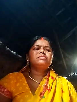 Snapshot of mahika_Sharma chatting on 07-31-26, 01:38 mahika Sharma online show from 07-31-26, 01:38