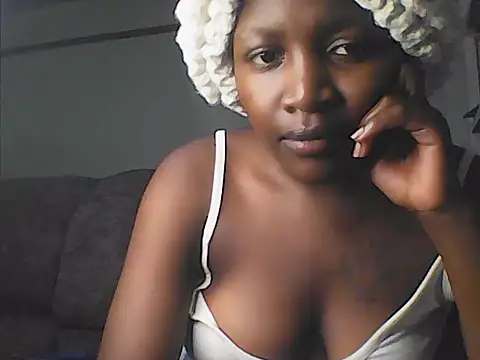 Snapshot of _yourgoodgirl chatting on 07-14-26, 10:48 yourgoodgirl online show from 07-14-26, 10:48
