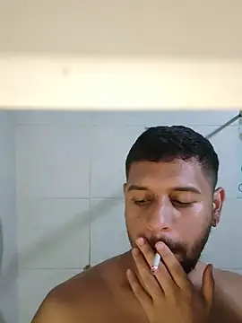 Snapshot of El-Verga-Negra chatting on 07-15-26, 02:39 El-Verga-Negra online show from 07-15-26, 02:39