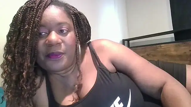 Snapshot of Sexxycaramel chatting on 07-24-26, 05:00 Sexxycaramel online show from 07-24-26, 05:00