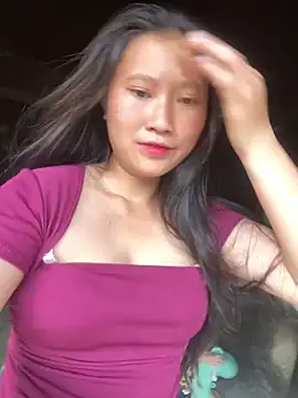 Snapshot of My-nhung chatting on 07-30-26, 10:14 My-nhung online show from 07-30-26, 10:14