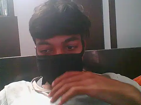 Snapshot of adarsh_music chatting on 07-23-26, 10:35 adarsh music online show from 07-23-26, 10:35