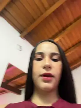 Snapshot of LilieSnow chatting on 07-17-26, 11:28 LilieSnow online show from 07-17-26, 11:28