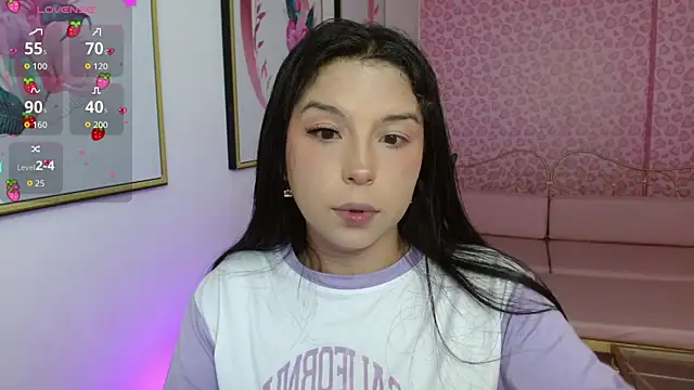 Snapshot of Small_naugthy_ chatting on 07-19-26, 01:04 Small naugthy online show from 07-19-26, 01:04