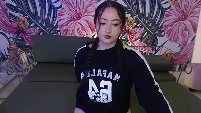 Rebeca dreams online show from 07-17-26, 08:57