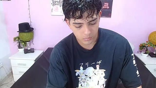 zayne lyon online show from 07-23-26, 11:52
