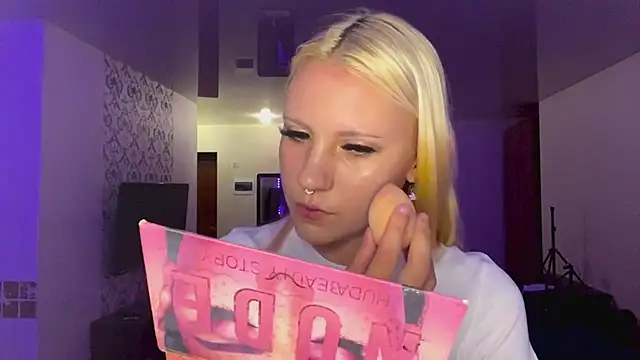 LanaLivee online show from 07-30-26, 02:16