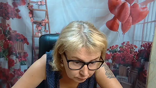LindaSloboda online show from 07-19-26, 05:44