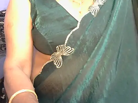Snapshot of mallu_maya_dev chatting on 07-15-26, 01:05 mallu maya dev online show from 07-15-26, 01:05