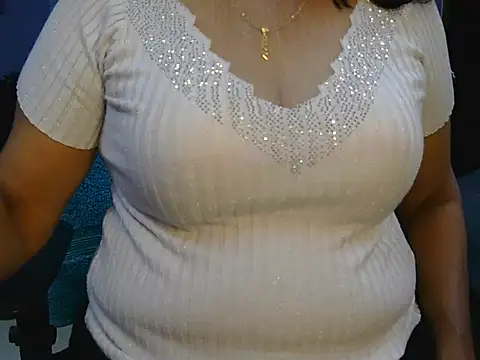 Snapshot of mallu_maya_dev chatting on 07-19-26, 06:06 mallu maya dev online show from 07-19-26, 06:06