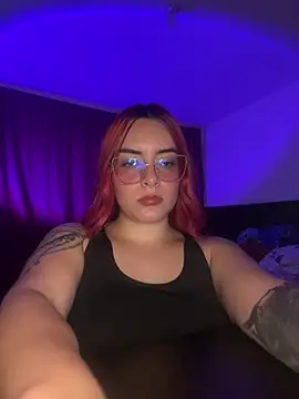 Snapshot of Soffi_hoot chatting on 07-23-26, 03:26 Soffi hoot online show from 07-23-26, 03:26