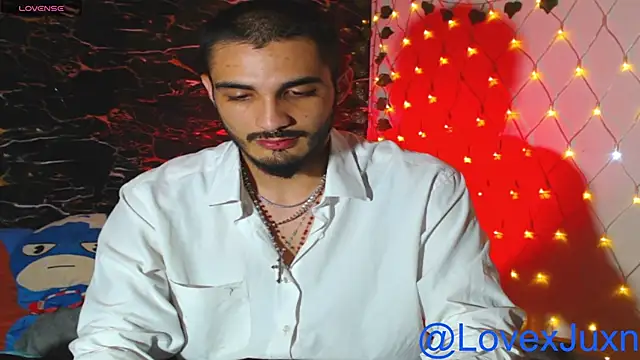 Snapshot of LovexJuxn77 chatting on 07-17-26, 11:20 LovexJuxn77 online show from 07-17-26, 11:20