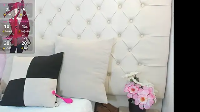 Snapshot of cloe_glace chatting on 07-20-26, 08:44 cloe glace online show from 07-20-26, 08:44