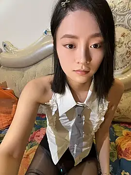 Snapshot of 77_77_77 chatting on 07-31-26, 03:28 77 77 77 online show from 07-31-26, 03:28