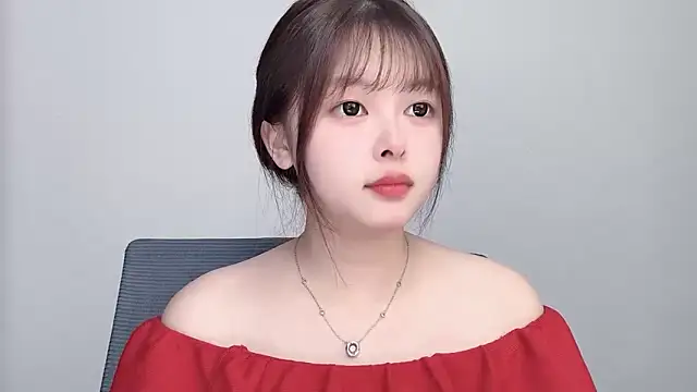 Winnie005 online show from 07-28-26, 11:17