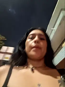 Evelyn outdoors online show from 07-27-26, 03:13