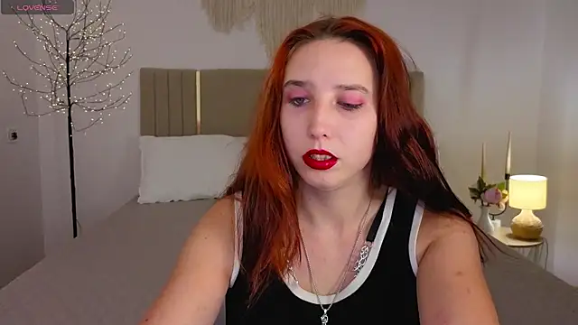 Snapshot of Little_tits_ chatting on 07-30-26, 07:35 Little tits online show from 07-30-26, 07:35