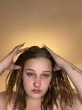 Snapshot of Laylaa_Rose chatting on 07-30-26, 10:20 Laylaa Rose online show from 07-30-26, 10:20