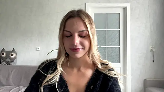 LaraineDomebo online show from 07-20-26, 08:39