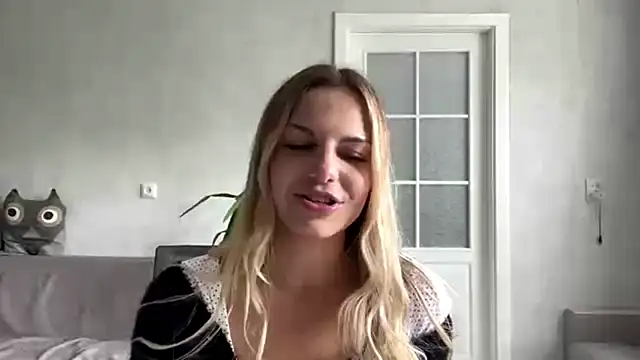 LaraineDomebo online show from 07-20-26, 10:39
