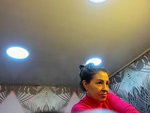 Kendal Busgter online show from 07-17-26, 02:13
