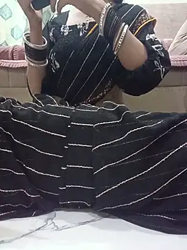 Snapshot of darling_bachha chatting on 07-28-26, 09:26 darling bachha online show from 07-28-26, 09:26