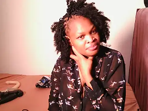 Snapshot of leylawalker chatting on 07-15-26, 09:09 leylawalker online show from 07-15-26, 09:09