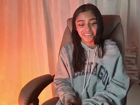 Dafne girl4u online show from 07-23-26, 03:15