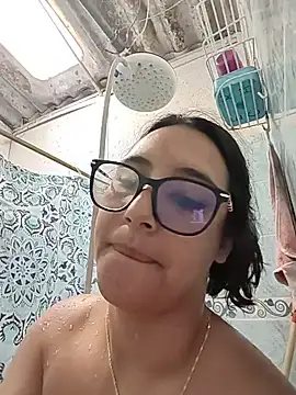 Snapshot of milarous chatting on 07-28-26, 03:21 milarous online show from 07-28-26, 03:21