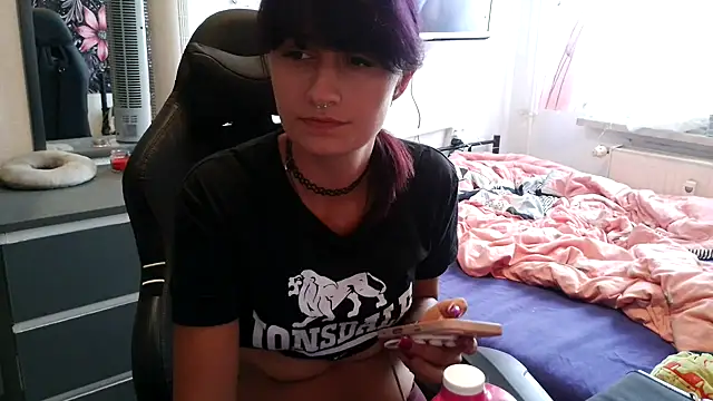 Amaii official online show from 07-22-26, 12:08