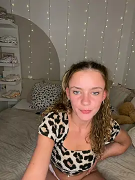 Stella Rosee online show from 07-19-26, 08:34