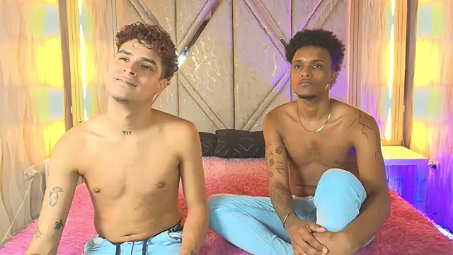 Snapshot of exotic_boysxx chatting on 07-25-26, 01:15 exotic boysxx online show from 07-25-26, 01:15