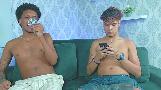 Snapshot of exotic_boysxx chatting on 07-27-26, 01:01 exotic boysxx online show from 07-27-26, 01:01